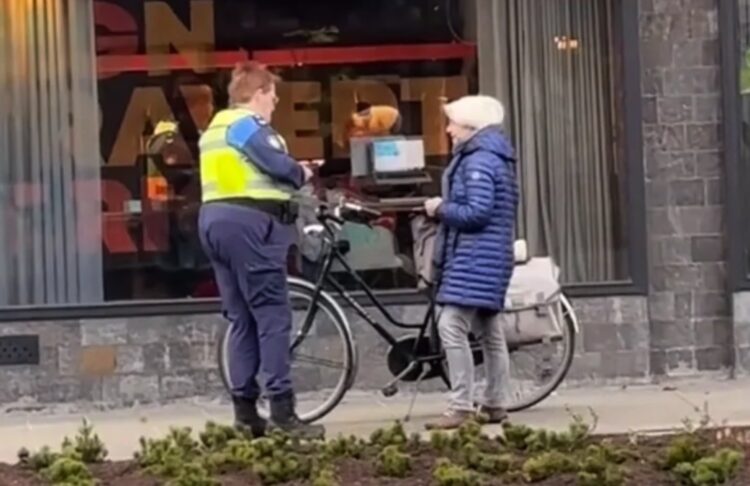 Overijverige BOA’s slingeren 80-jarig vrouwtje genadeloos op de bon