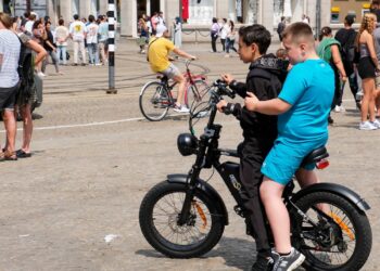 Politie grijpt in en haalt fatbikes van de straat: “De maat is vol”
