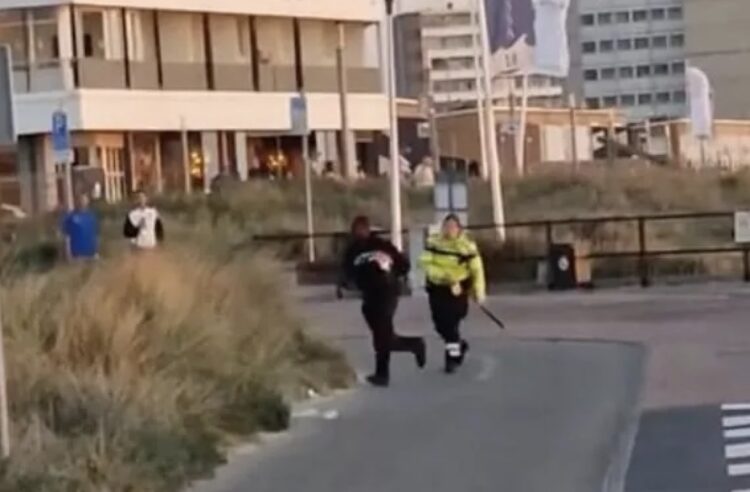 Agente grijpt (onnodig) hard in Scheveningen: hij maakt geen schijn van kans