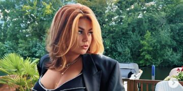 Deze artiest stuurt ondeugend bericht naar Roxeanne Hazes: ‘Vanavond zijn we van elkaar’