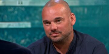 Wesley Sneijder wil rust voor zoontje: ‘Maar Yo heeft daar maling aan!’