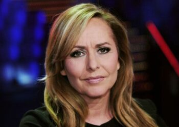 Angela Groothuizen ziet toekomst somber in ondanks prachtig babynieuws: “Het is heel zwaar”