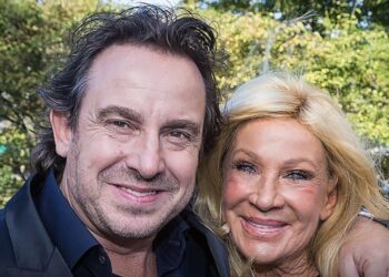 Marco Borsato zorgt intensief voor zieke moeder Mary: ‘Ze woont bij mij’