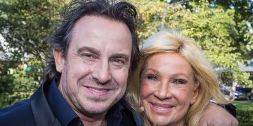 Marco Borsato zorgt intensief voor zieke moeder Mary: ‘Ze woont bij mij’
