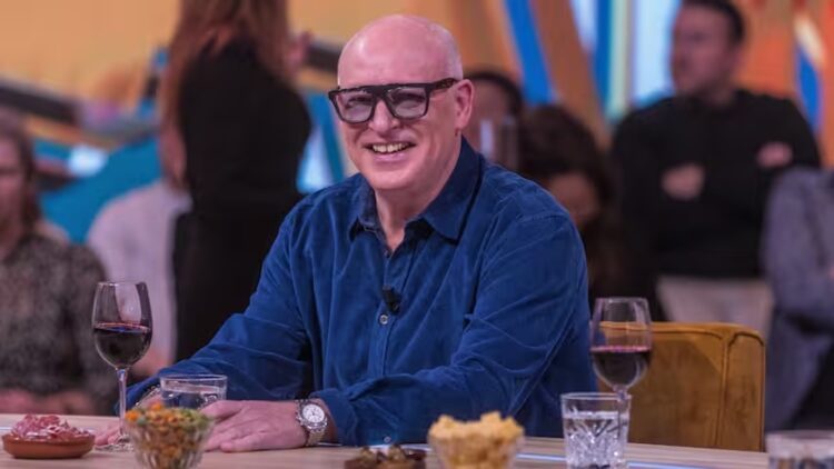 René van der Gijp onder vuur na uitspraak Freek en Suzan: ‘Hoe haal je het in je stomme kop!’