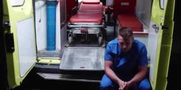 Buurman hoort jongetje van 9 gillen, jammer genoeg overlijdt hij na tragisch incident