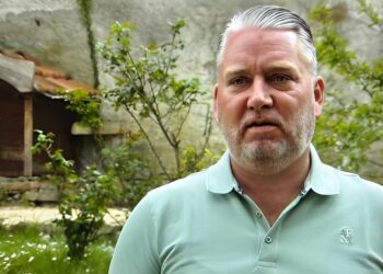 B&B Vol Liefde-Bart haalt fel uit naar kijkers in harde boodschap