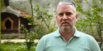 B&B Vol Liefde-Bart haalt fel uit naar kijkers in harde boodschap