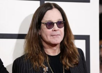 Overlijdensakte onthult ware doodsoorzaak Ozzy Osbourne