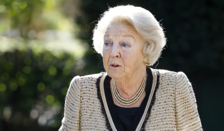 Prinses Ariane op haar 18e al miljonair: ‘Beatrix schenkt haar bizar hoog bedrag!’