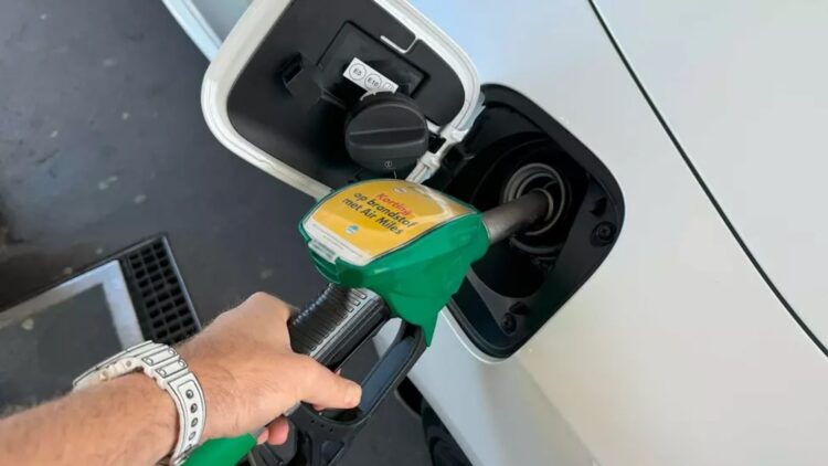 ANWB slaat alarm: schandalig prijsverschil benzine met België en Duitsland