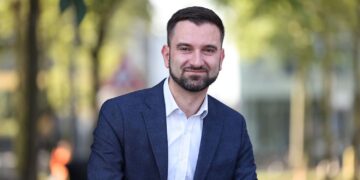 Politieke schokgolf: Stephan van Baarle legt zijn functie bij DENK per direct neer