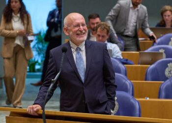 Opvallende ontdekking rond Frans Timmermans verspreidt zich razendsnel online