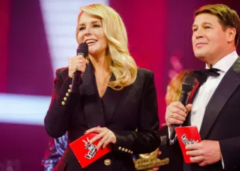 Chantal Janzen emotioneel: ‘The Voice Zonder Martijn Krabbé is keihard’