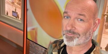 Presentator Eddy Zoey stopt noodgedwongen vanwege zeldzame aandoening