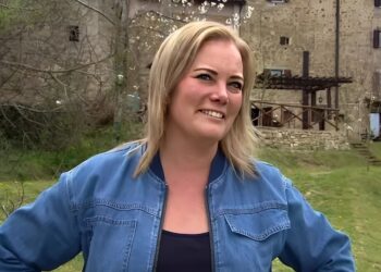 Bizarre plottwist B&B Vol Liefde- Eveline zoenend gespot met deze man