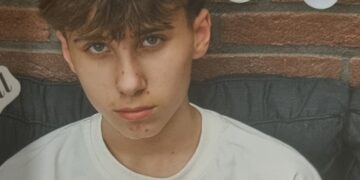 Urgente vermissing: politie slaat alarm om vermissing 14-jarige en vraagt om naar het kind uit te kijken