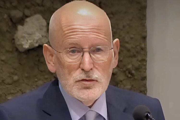 Frans Timmermans onder vuur na omstreden miljoenenaankoop