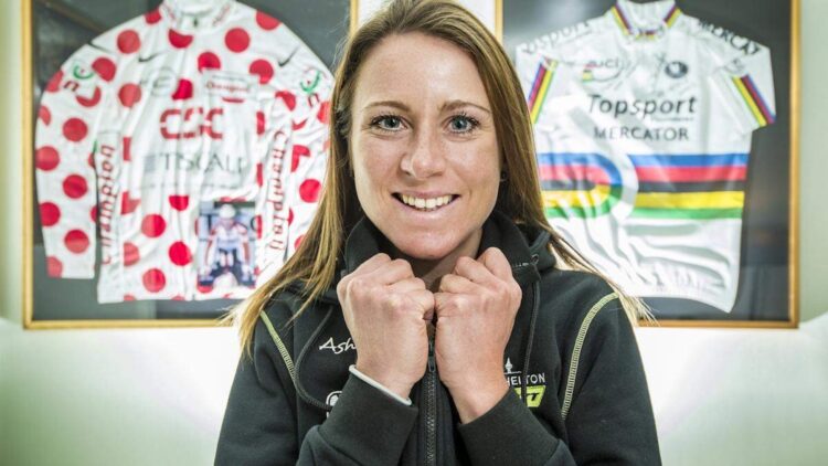 Prachtige baby foto’s gedeeld: Annemiek van Vleuten verwelkomt haar eerste kindje