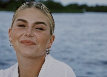 Roxeanne Hazes deelt een nieuwtje dat niemand aan zag komen