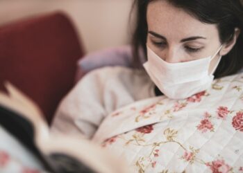 De griep loeit weer op in Nederland, wat te doen?