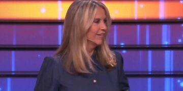 Kijkers reageren massaal op Linda de Mol: “Wat heeft ze aan?!”