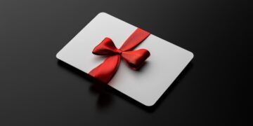 Wees gewaarschuwd: Oplichters slaan toe met cadeaukaart-truc – zo zit het precies!