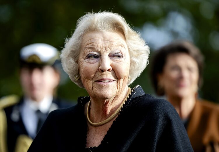 Onze gedachten zijn bij prinses Beatrix (87)
