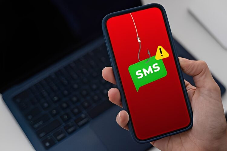 Zo slaan oplichters toe tijdens de feestdagen: nieuwe valstrik die jouw bankrekening leegtrekt