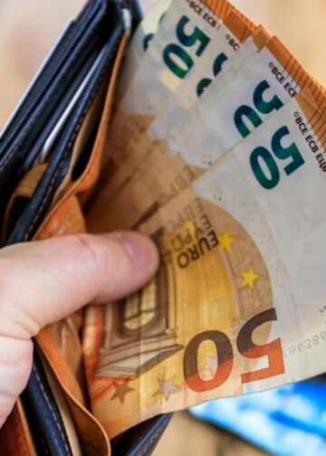 Stijging modaal inkomen is definitief: dit verandert er voor jouw portemonnee