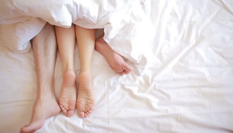 Uurtje slaapkamerplezier of uurtje wandelen? Zó lang moet je vrijen om evenveel calorieën te verbranden als sporten