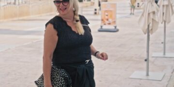 ‘De Hanslers moeten per direct worden geschrapt van de buis’