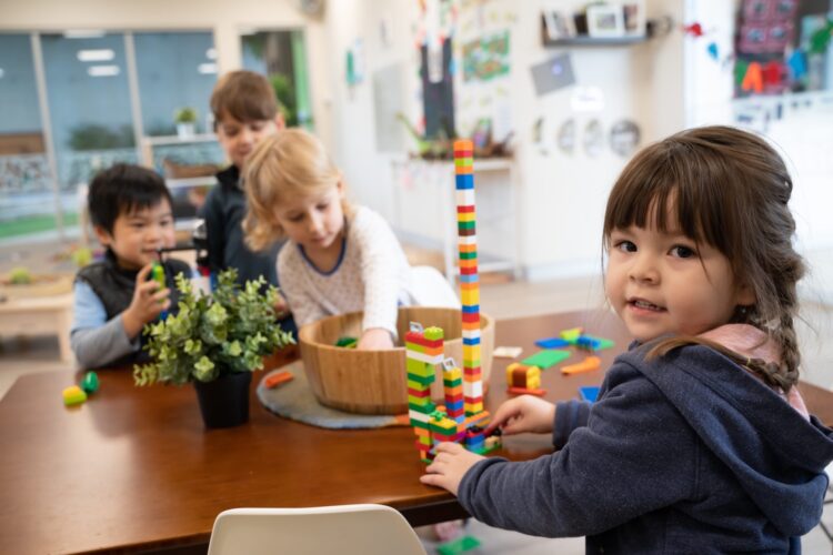 Goed nieuws voor ouders: kinderopvang wordt in 2026 opnieuw goedkoper