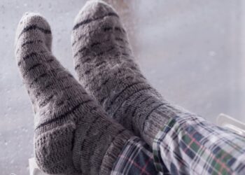 Vaak ’s nachts koude voeten? Zo maak je ze de hele nacht heerlijk warm!
