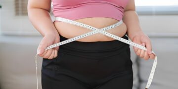 Neurobiologen waarschuwen: Dit is de reden waarom diëten faalt (en hoe je wél blijvend gewicht verliest)