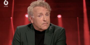 Gordon spaart niemand en haalt genadeloos uit naar iedereen bij The Voice in spijkerhard bericht