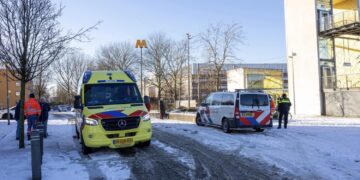 Sneeuwballenincident loopt fataal af: 60-jarige man overleden, twee tieners aangehouden