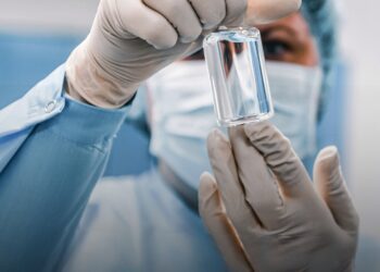 Nieuwe Nipah-virus uitbraak treft duizenden: “Waarschuwing voor verontrustende stijging”