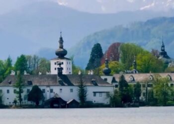 Nieuwe onthullingen rond Winter Vol Liefde kandidaat betrapt op pikante website