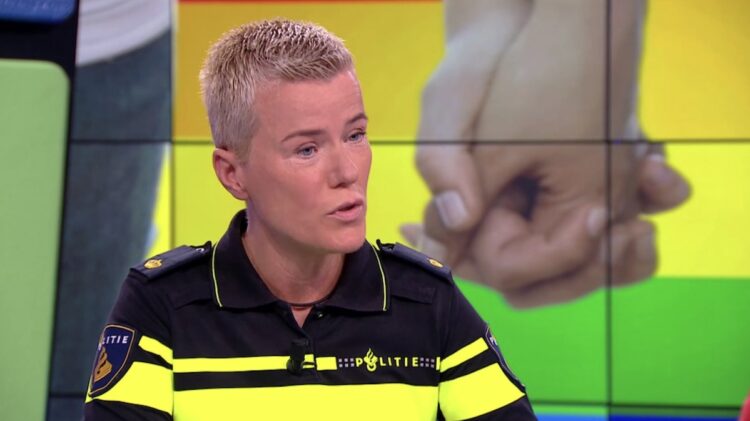 Ellie Lust onthult de echte reden waarom ze weg moest bij de politie: ‘Pure jaloezie’