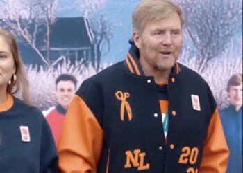 Willem-Alexander verrast modewereld met onverwachte schoenen bij Olympische Spelen