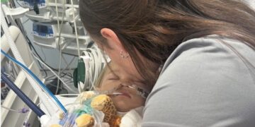 Ziekenhuis ziet geen reden tot opname, paar dagen overlijdt het kindje