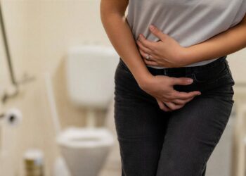 Uroloog onthult: Het aantal keer dat je per dag plast kan een waarschuwing zijn