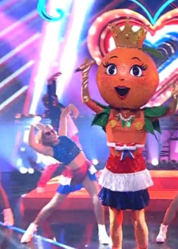 Groot Oranje mysterie onthult zich in Koningsdagspecial The Masked Singer