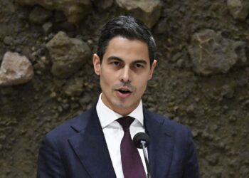 Politiek komt met bizarre oplossing asielcrisis en dat raakt alle huizenbezitters