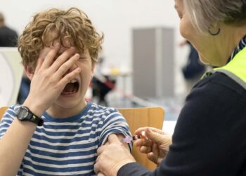 Drie kinderen krijgen verkeerd vaccin in De Lier – dit kan ernstige gevolgen hebben