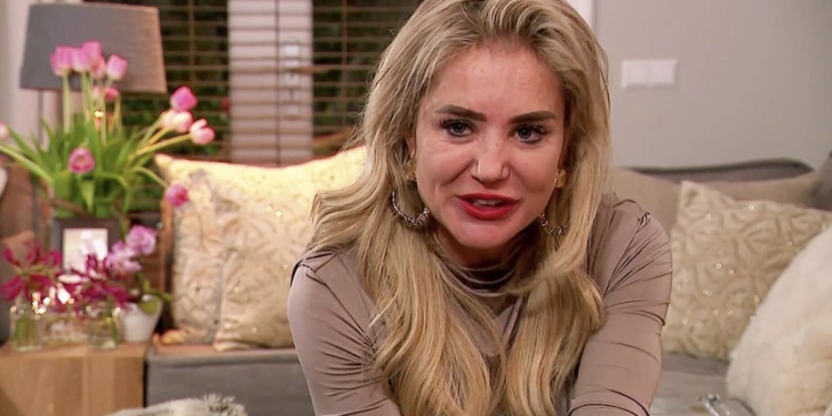 Sonja Bakker (51) weer gelukkig in de liefde? ‘Jongere geliefde’