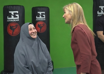 ‘Moslim weigert Máxima een hand te geven en dat zorgt voor felle discussie’