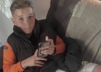 12-jarige Wayne wordt geschept op zijn fatbike en overlijdt: ‘In zijn laatste daad van liefde heeft hij 4 mensenlevens gered’