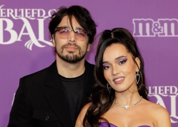Waylon laat fans smelten met té schattige foto’s van zoontje Chester
